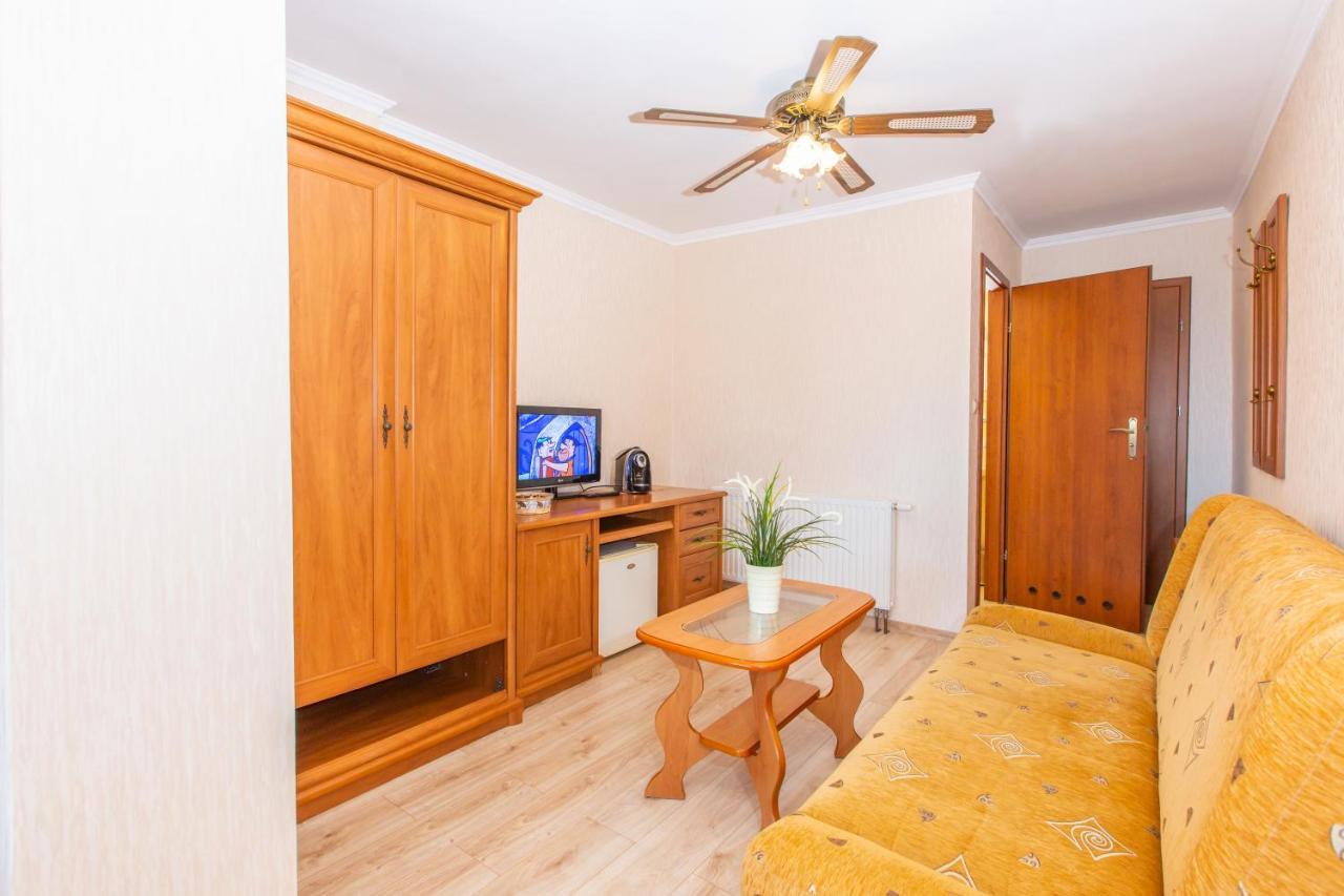 Rades Bed & Breakfast Wladyslawowo Ngoại thất bức ảnh