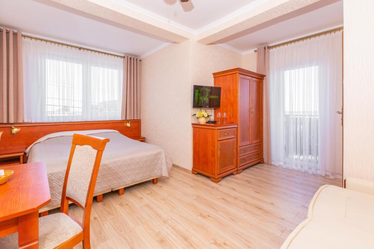 Rades Bed & Breakfast Wladyslawowo Ngoại thất bức ảnh