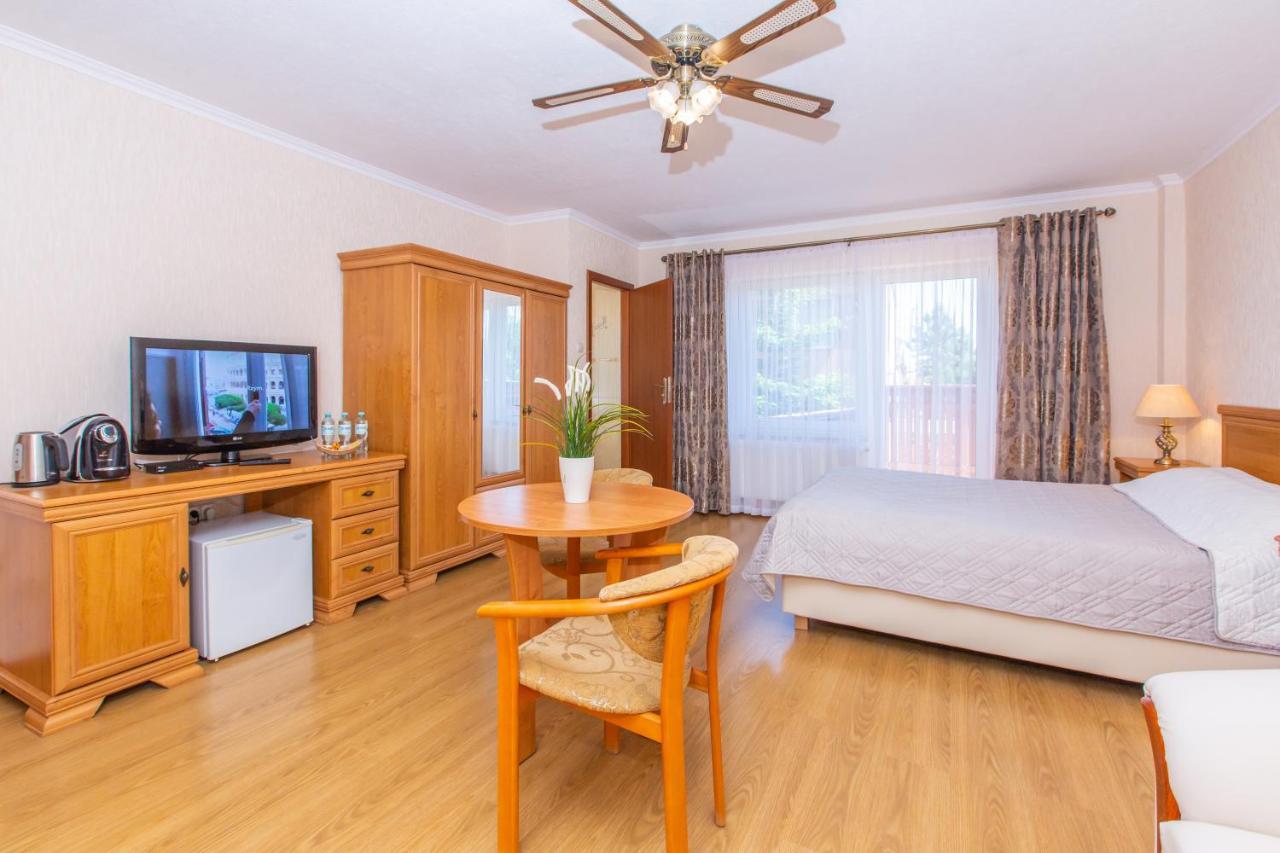 Rades Bed & Breakfast Wladyslawowo Ngoại thất bức ảnh