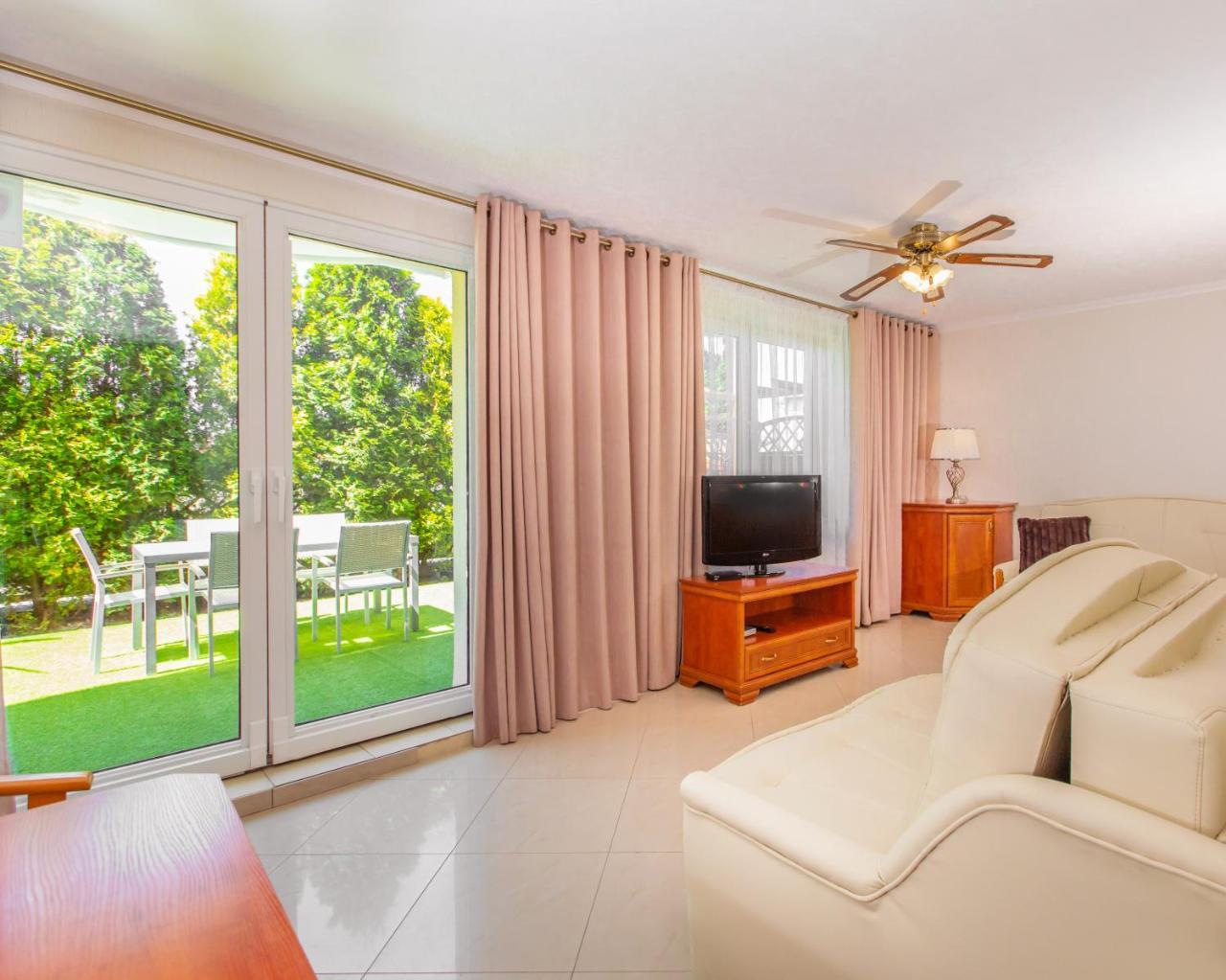 Rades Bed & Breakfast Wladyslawowo Ngoại thất bức ảnh