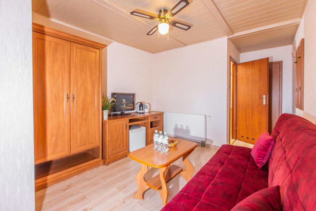 Rades Bed & Breakfast Wladyslawowo Ngoại thất bức ảnh